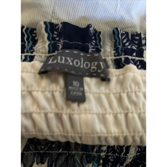Luxology Dress Blue and White Floral Knee Length Ruched Elastic Chest Lined Poly - Picture 12 of 12